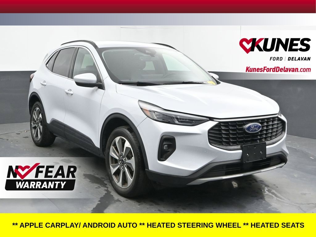 Used 2025 Ford Escape Platinum AWD/4WD image 1