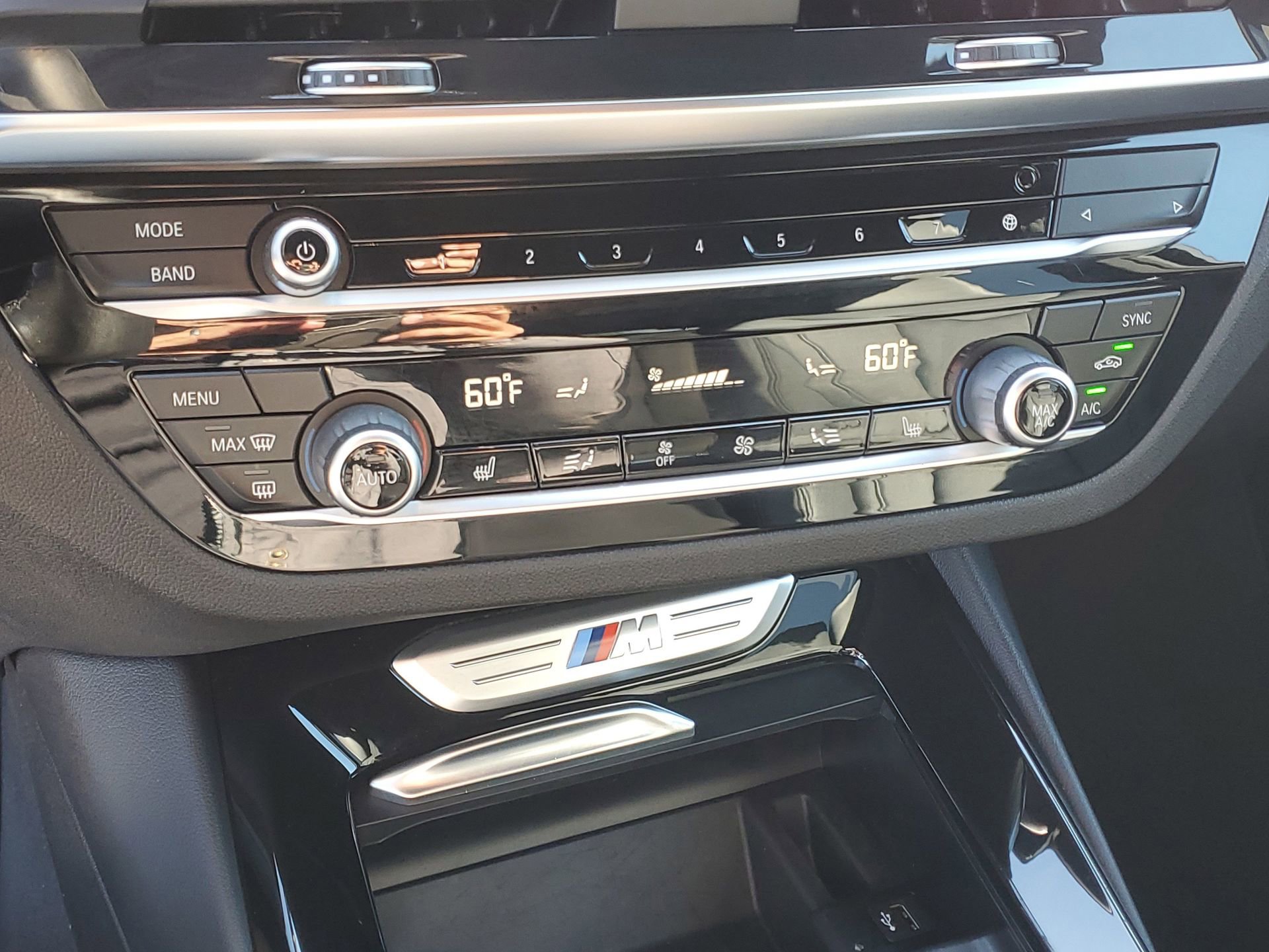 Used 2019 BMW X3 M40i w/ Driving Assistance Package image 28