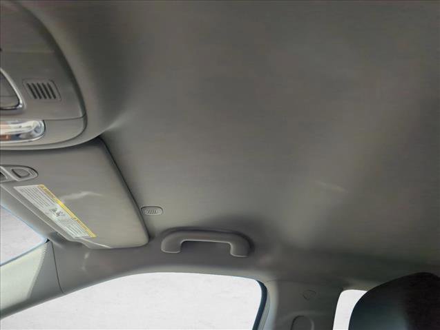 Used 2022 Jeep Compass Latitude image 9