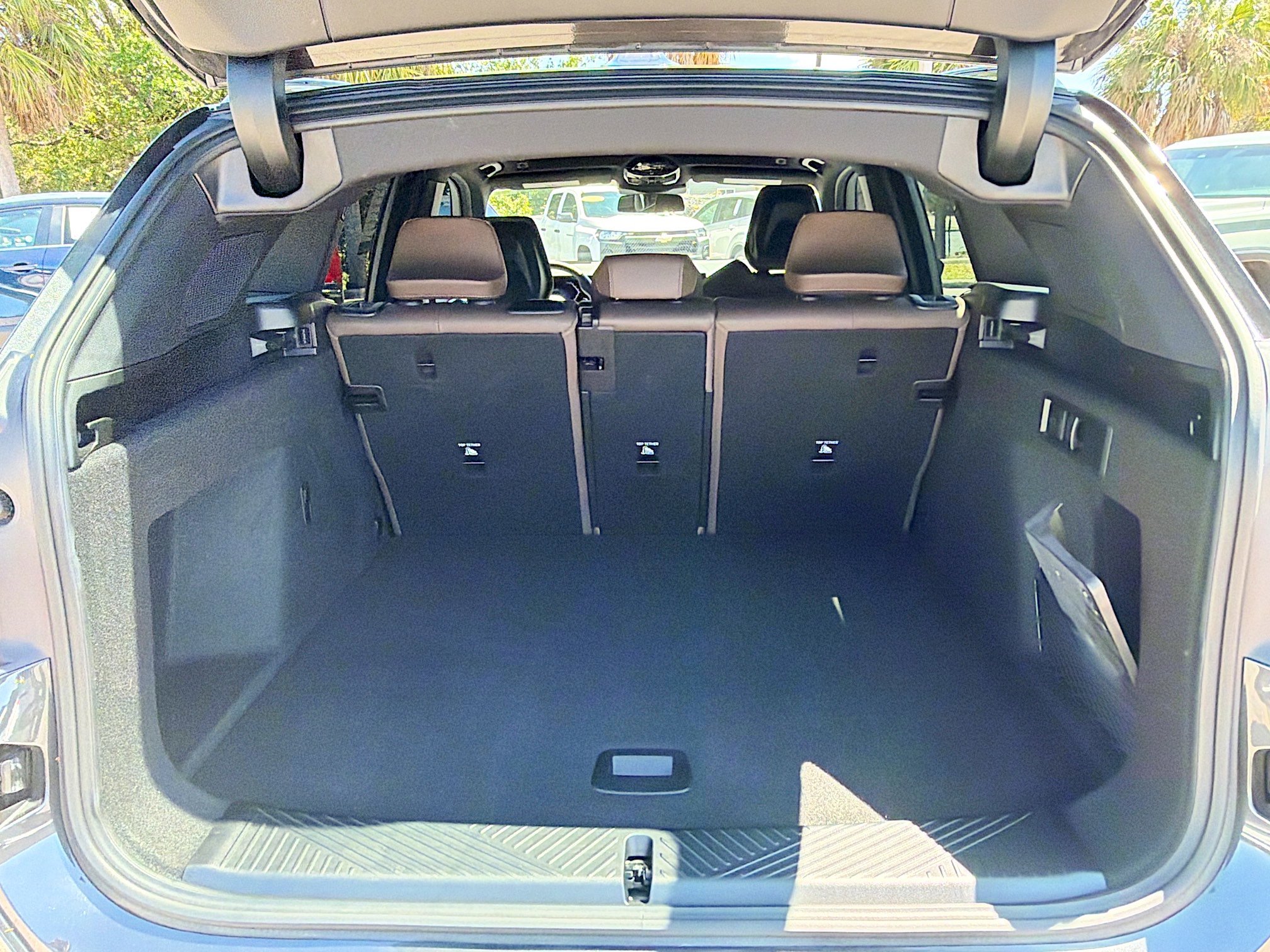 Used 2025 BMW X3 M50 image 12