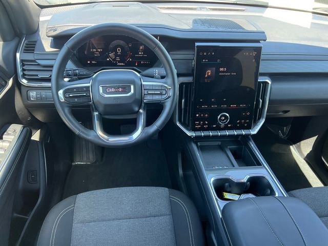 Used 2025 GMC Acadia Elevation image 27