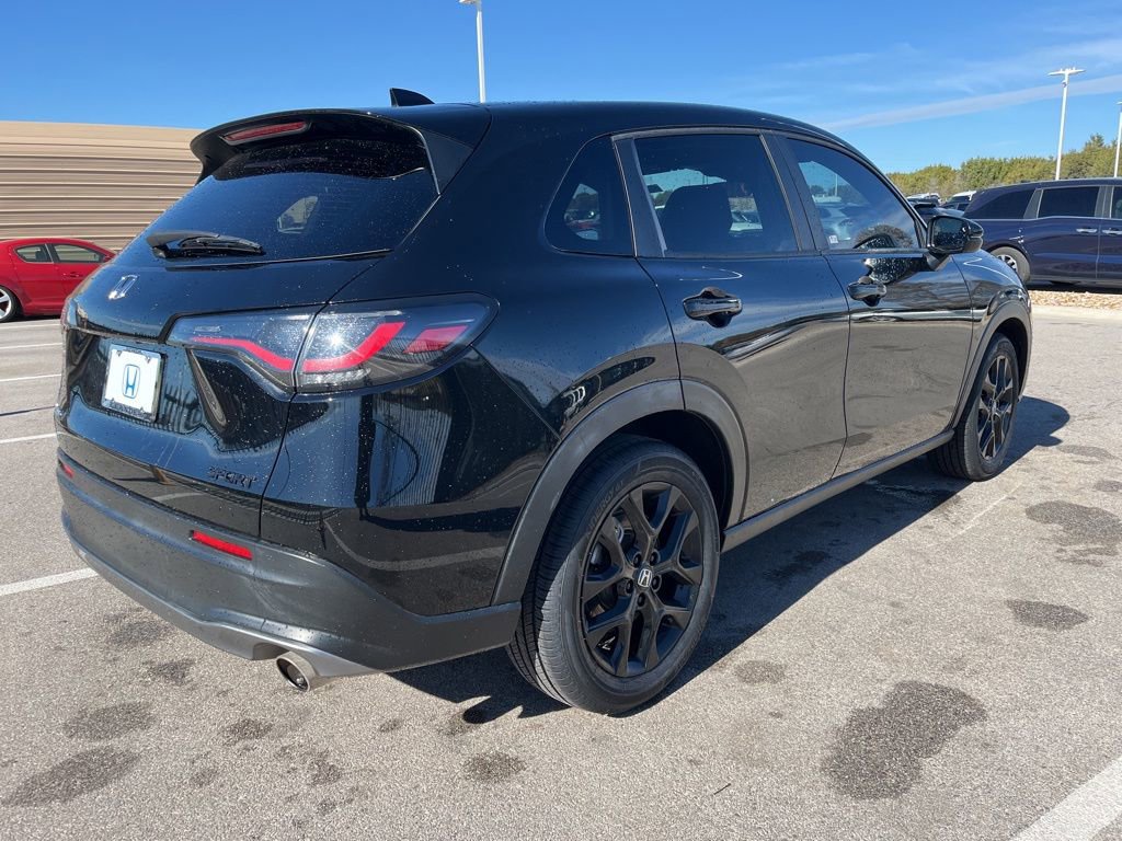 Certified 2023 Honda HR-V Sport image 4