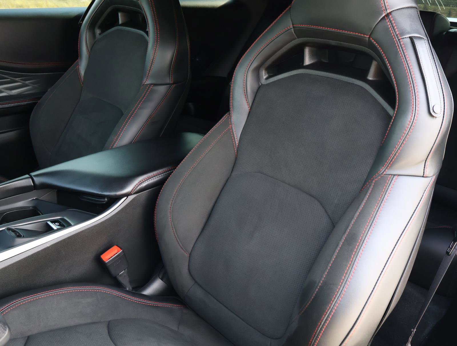 Used 2025 Dodge Charger R/T Scat Pack w/ Track Pack image 11