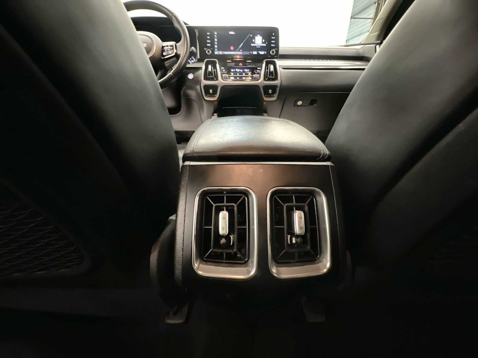 Used 2023 Kia Sorento EX image 22