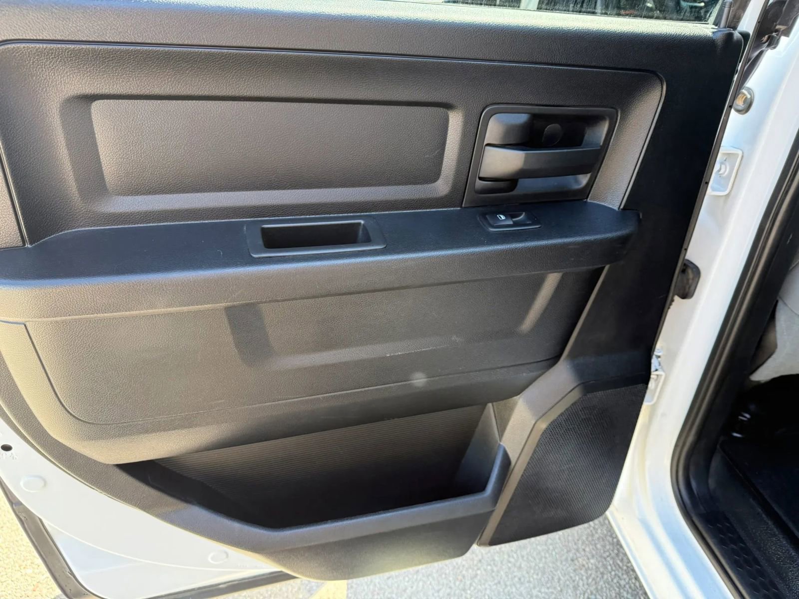 Used 2014 RAM 1500 Tradesman w/ Popular Equipment Group AWD/4WD image 9