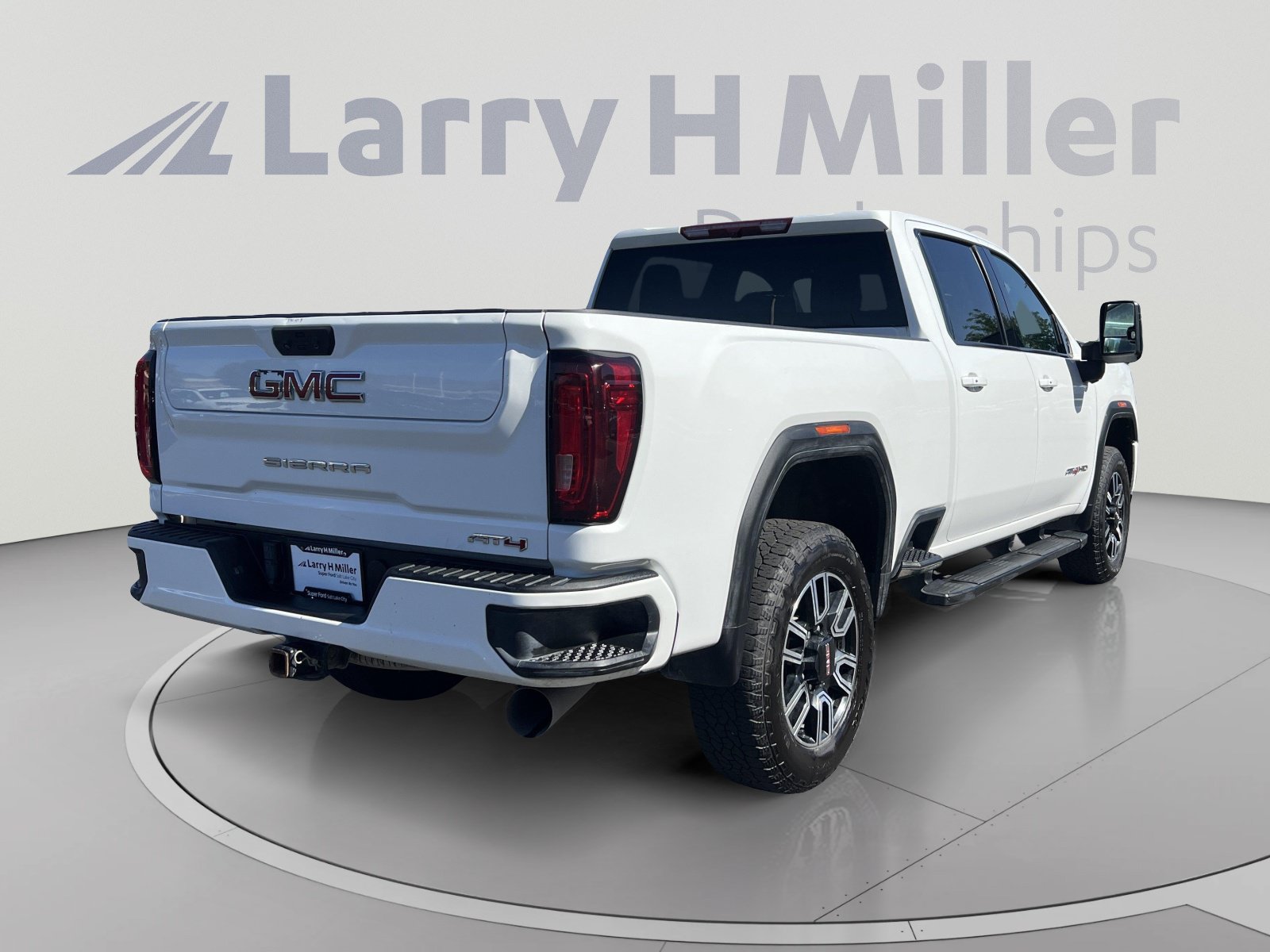 Used 2021 GMC Sierra 3500 AT4 w/ Gooseneck/5TH Wheel Package AWD/4WD image 5