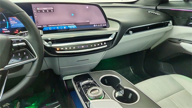 Used 2024 Cadillac Lyriq Luxury image 46