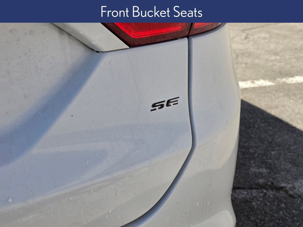 Used 2013 Ford Fusion SE FWD image 13