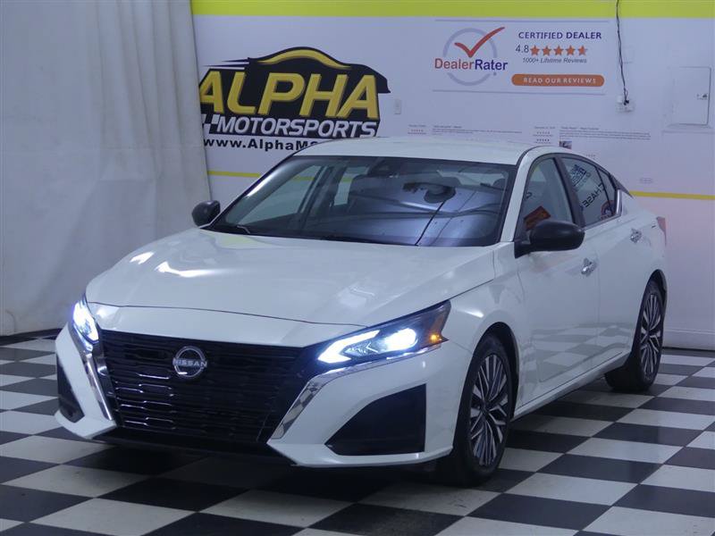 Used 2025 Nissan Altima 2.5 SV FWD image 4