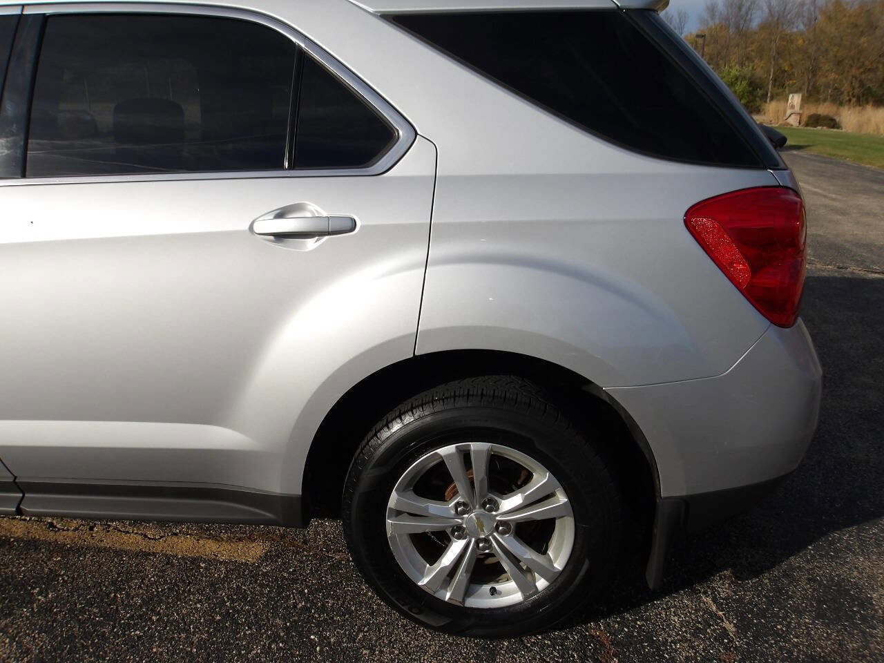 Used 2011 Chevrolet Equinox LT image 31