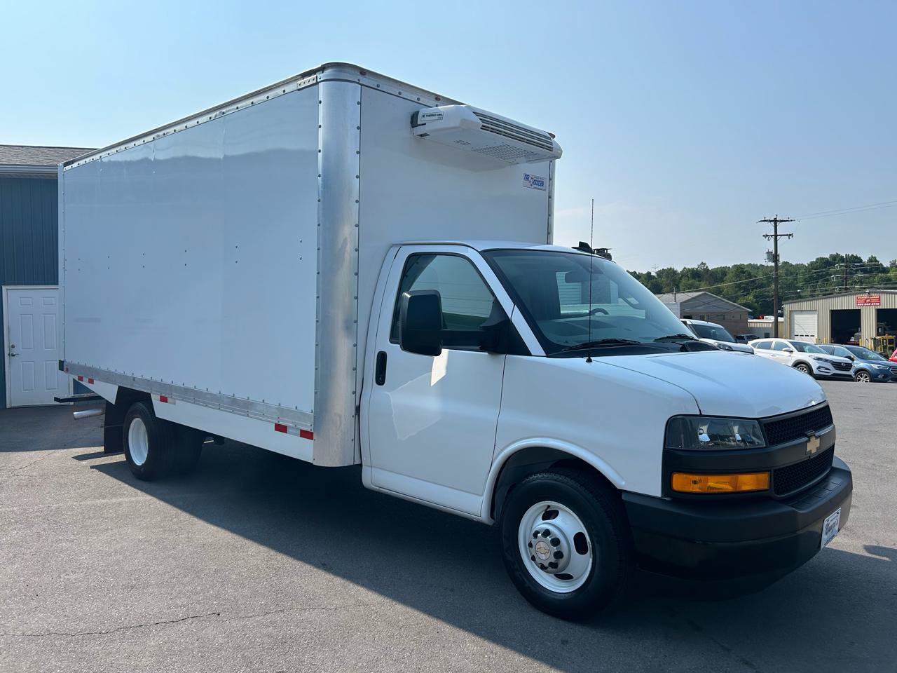 Used 2024 Chevrolet Express 3500 w/ Power Convenience Package RWD image 7