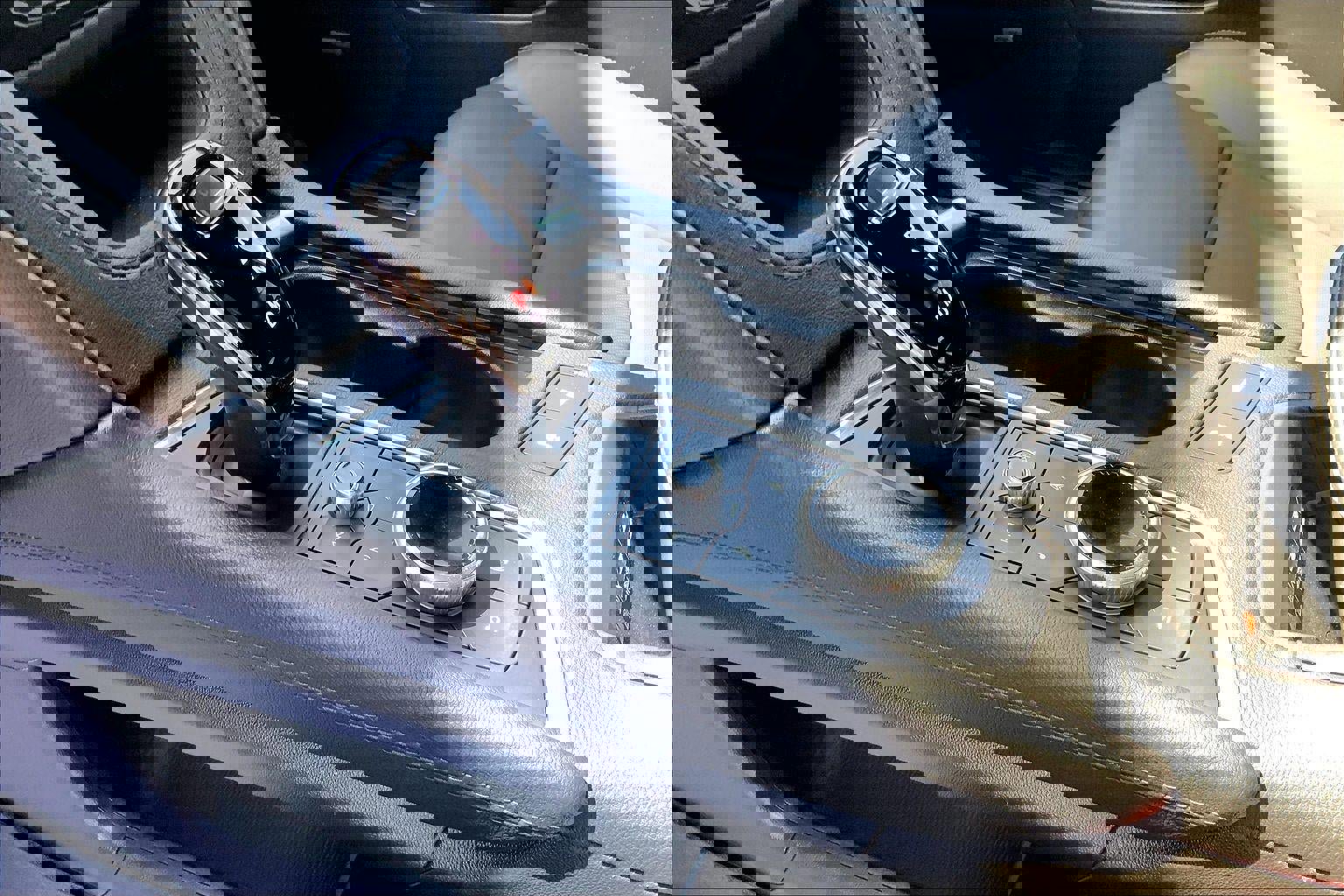 Used 2023 Cadillac XT5 Premium Luxury w/ Technology Package image 17