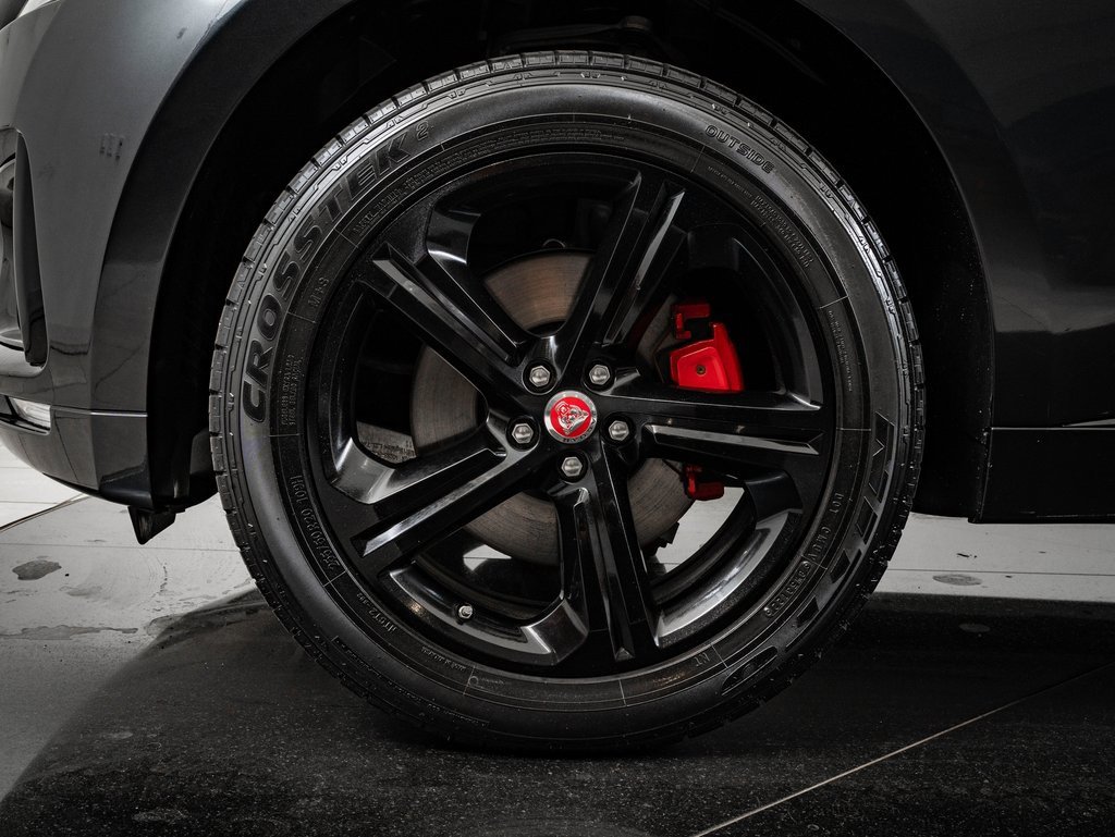 Used 2020 Jaguar F-PACE S image 13