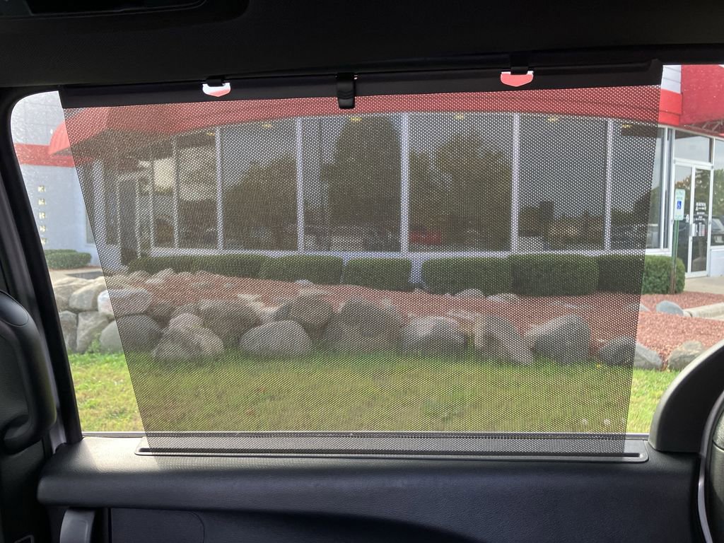 New 2026 Chrysler Pacifica Select image 30