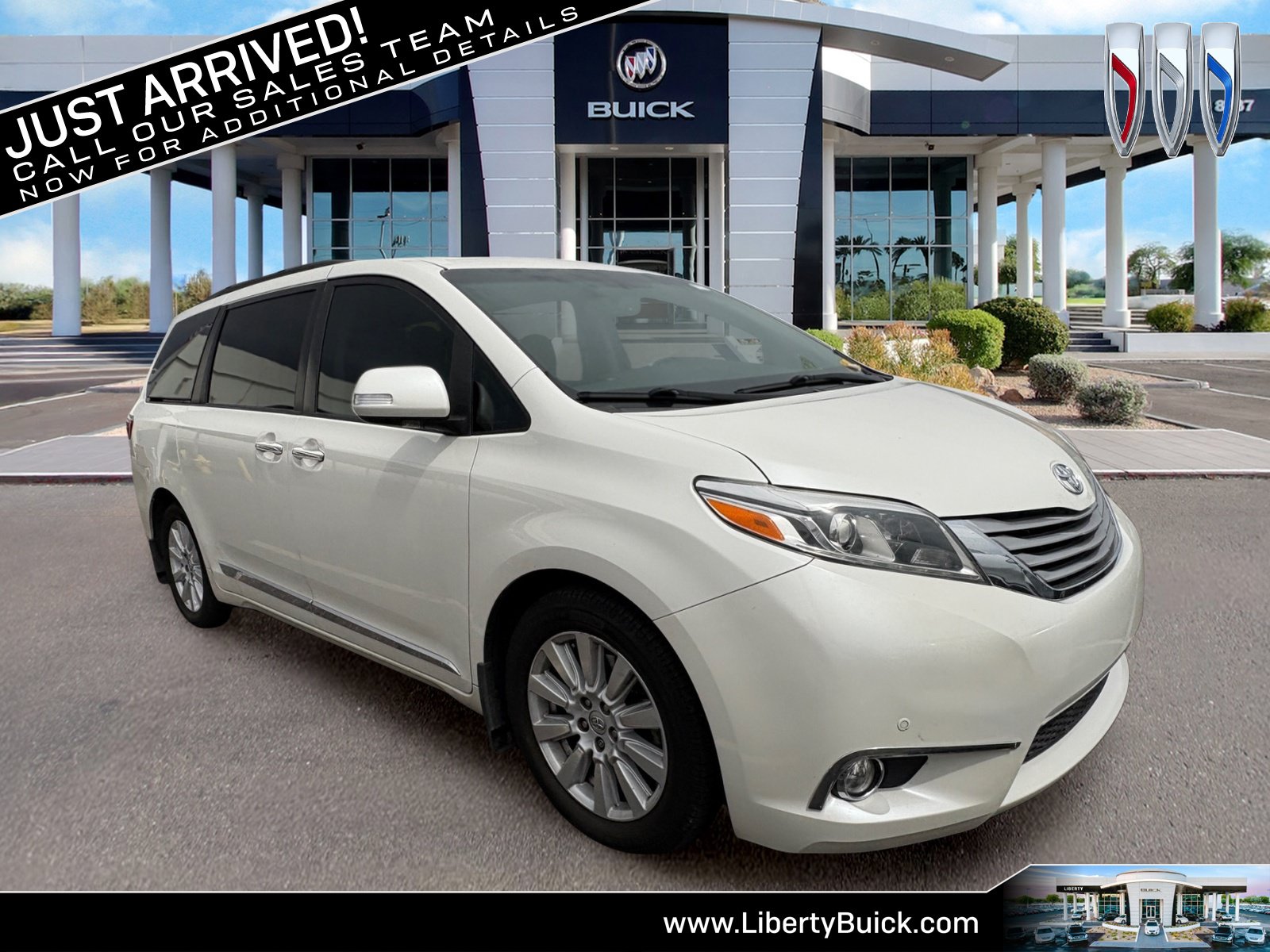 Used 2017 Toyota Sienna Limited FWD image 1