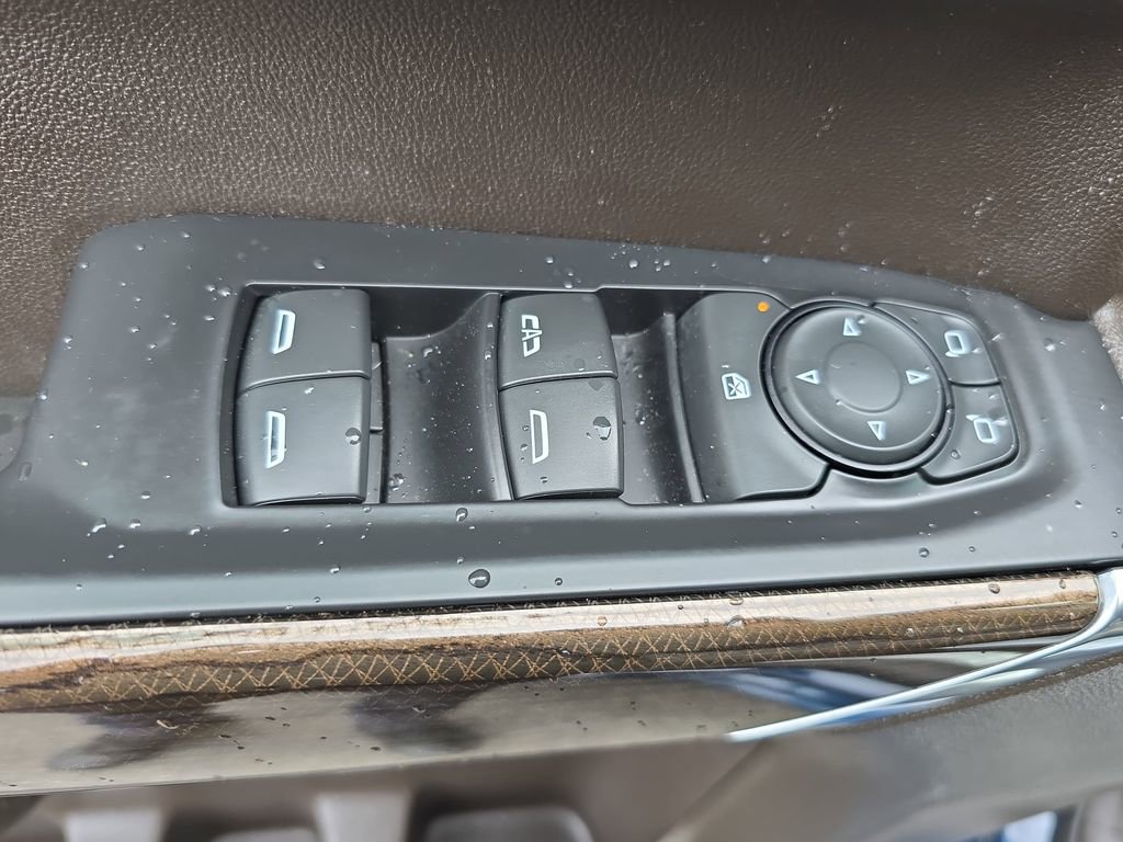 Used 2021 Chevrolet Silverado 1500 RST w/ Z71 Off-Road Package AWD/4WD image 23