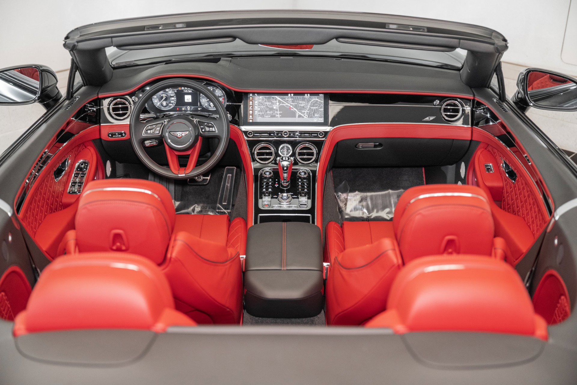 Used 2023 Bentley Continental GT V8 image 24