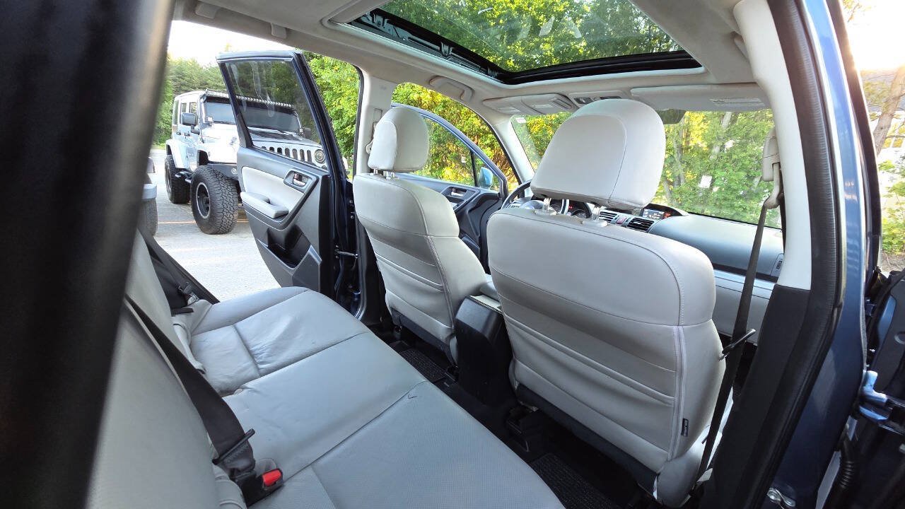 Used 2014 Subaru Forester 2.5i Limited AWD/4WD image 41