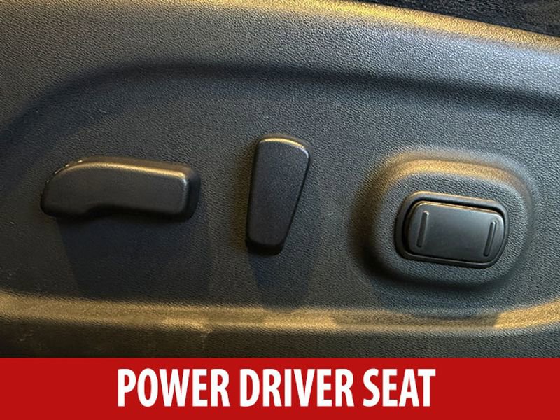 Used 2019 Nissan Murano SV w/ Premium Package image 7