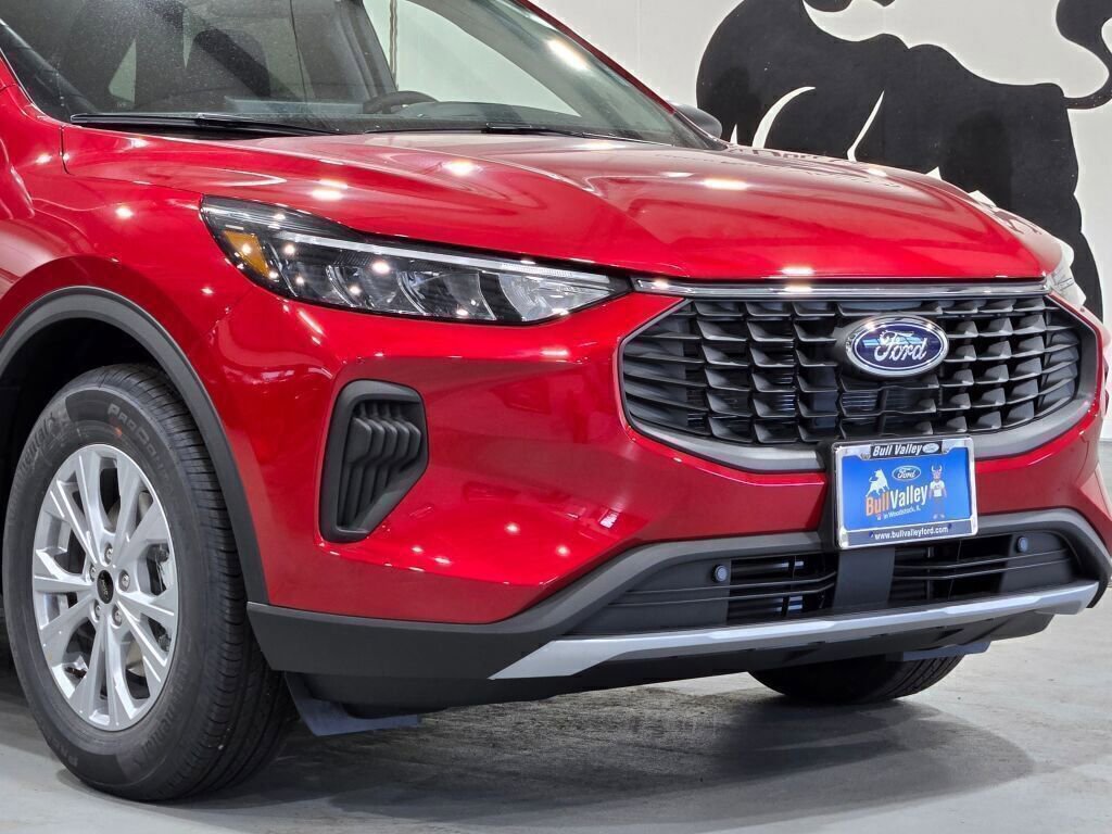 New 2025 Ford Escape Active w/ Tech Pack #1 image 2