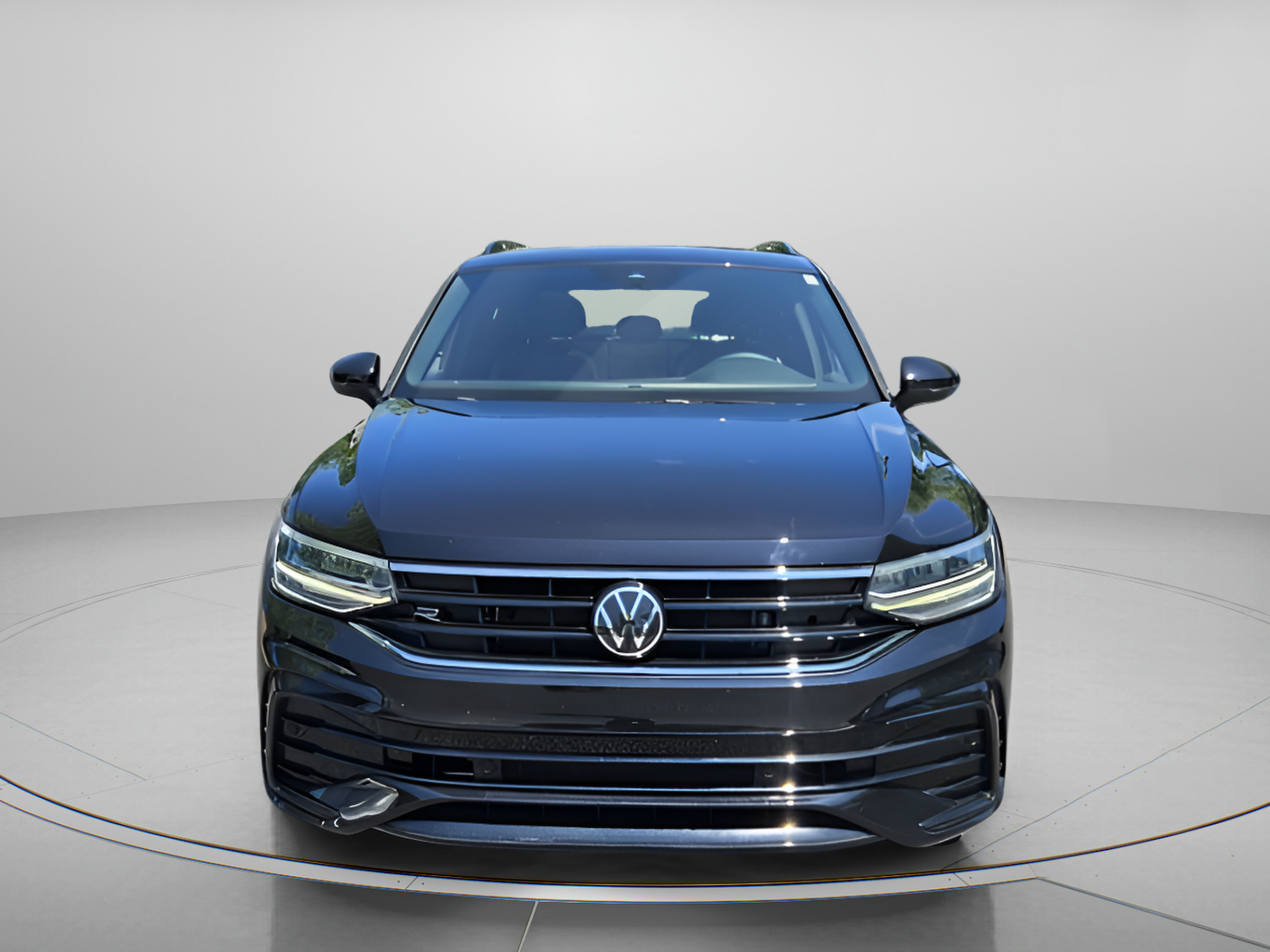 Certified 2023 Volkswagen Tiguan SE R-Line FWD image 8