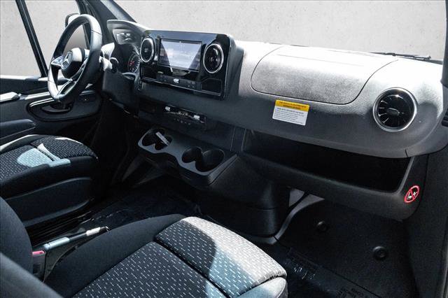 New 2026 Mercedes-Benz Sprinter 2500 image 21