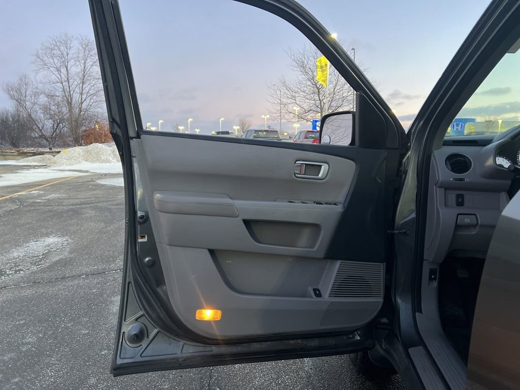 Used 2011 Honda Pilot EX-L image 9