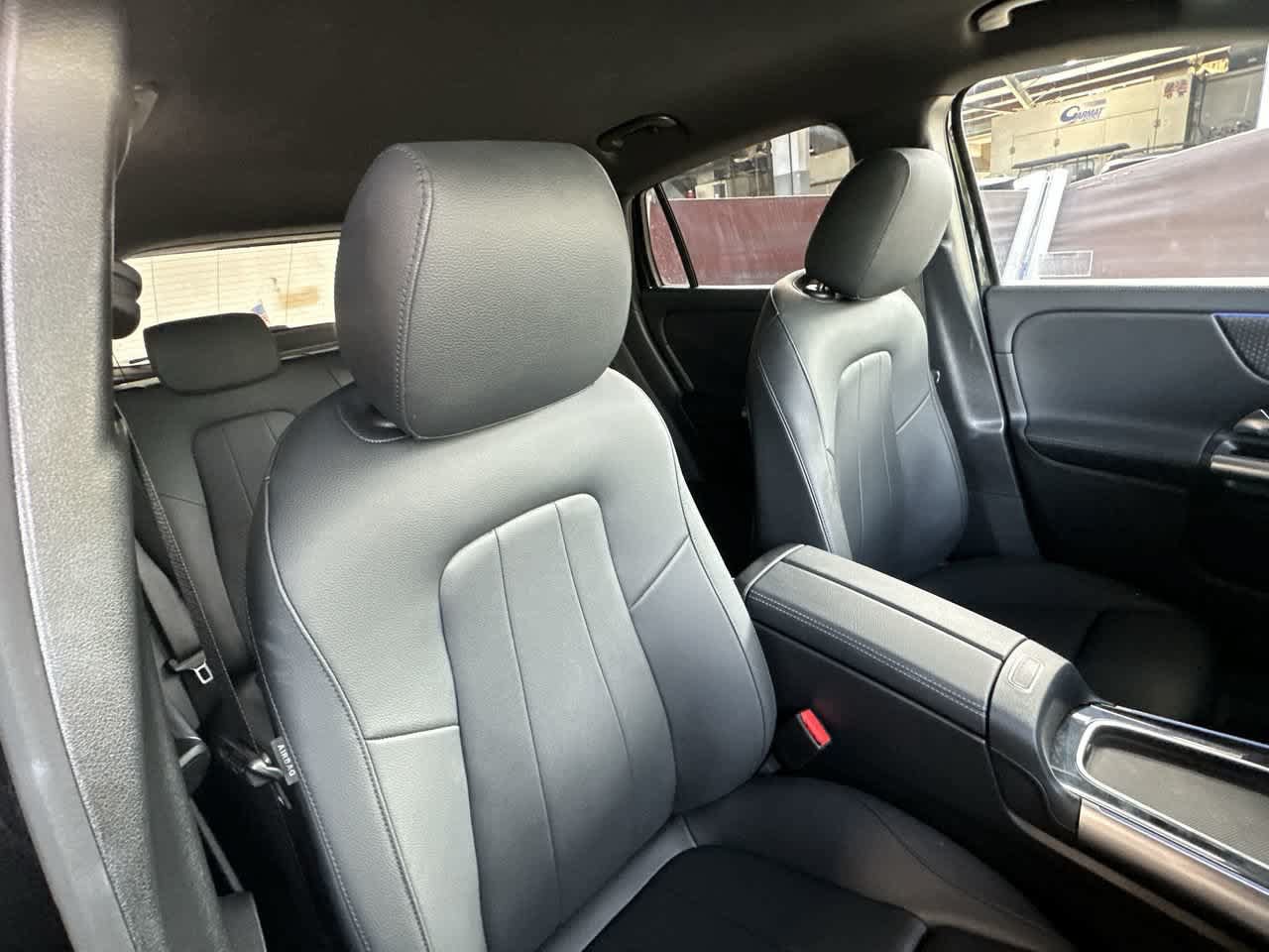 Used 2025 Mercedes-Benz GLA 250 4MATIC w/ Winter Package image 27