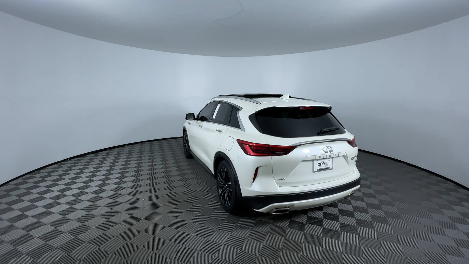 Used 2021 INFINITI QX50 Luxe w/ Appearance Package AWD/4WD image 7