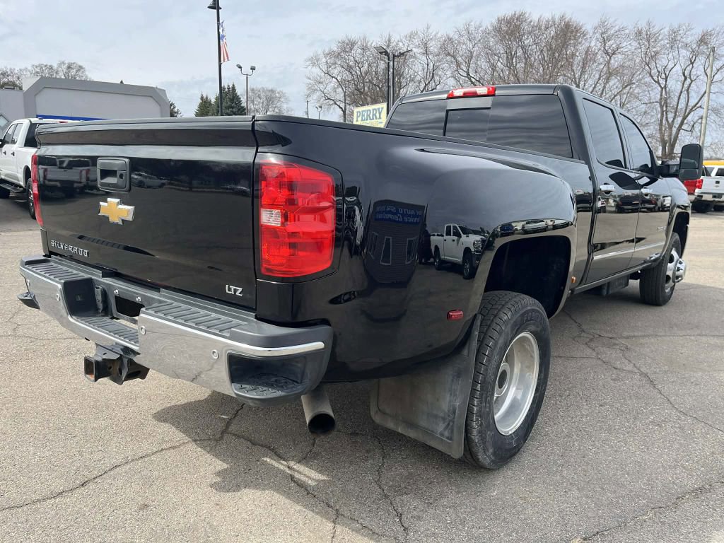 Used 2015 Chevrolet Silverado 3500 LTZ w/ Duramax Plus Package image 6