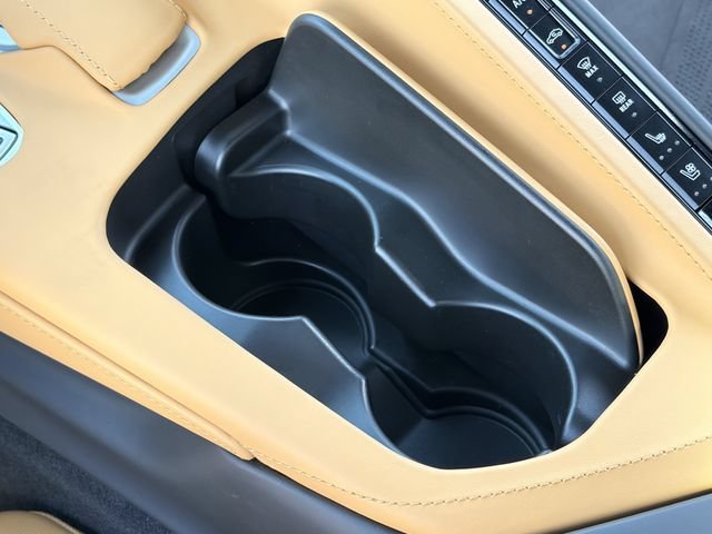 Used 2024 Chevrolet Corvette Stingray Premium Conv w/ Z51 Performance Package RWD image 18