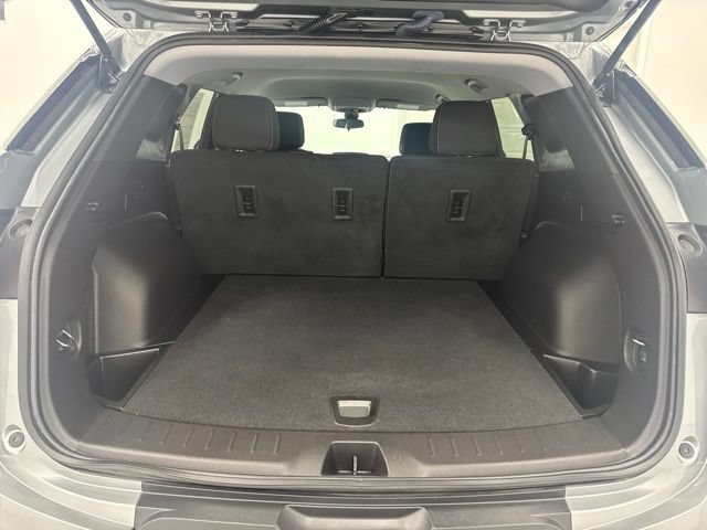Used 2024 Chevrolet Blazer LT FWD image 26