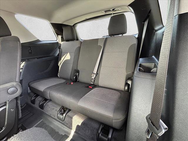 Used 2020 Chevrolet Traverse LT w/ Driver Confidence II Package image 18