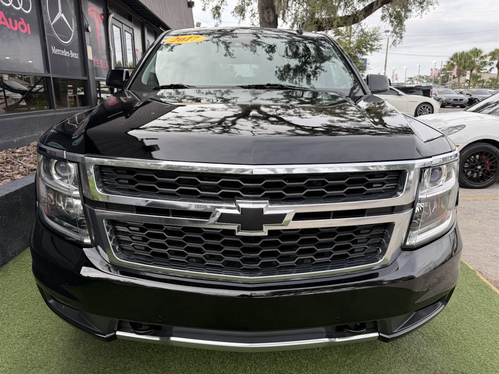 Used 2017 Chevrolet Tahoe LT w/ Luxury Package AWD/4WD image 2