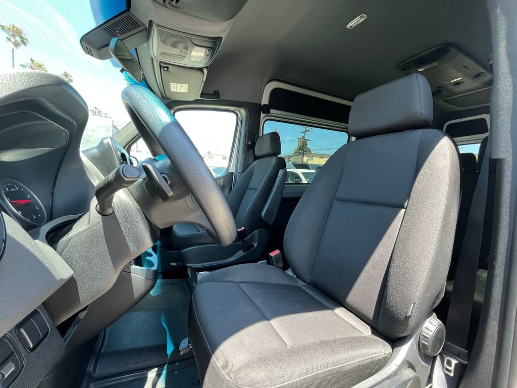Used 2024 Mercedes-Benz Sprinter 2500 image 13