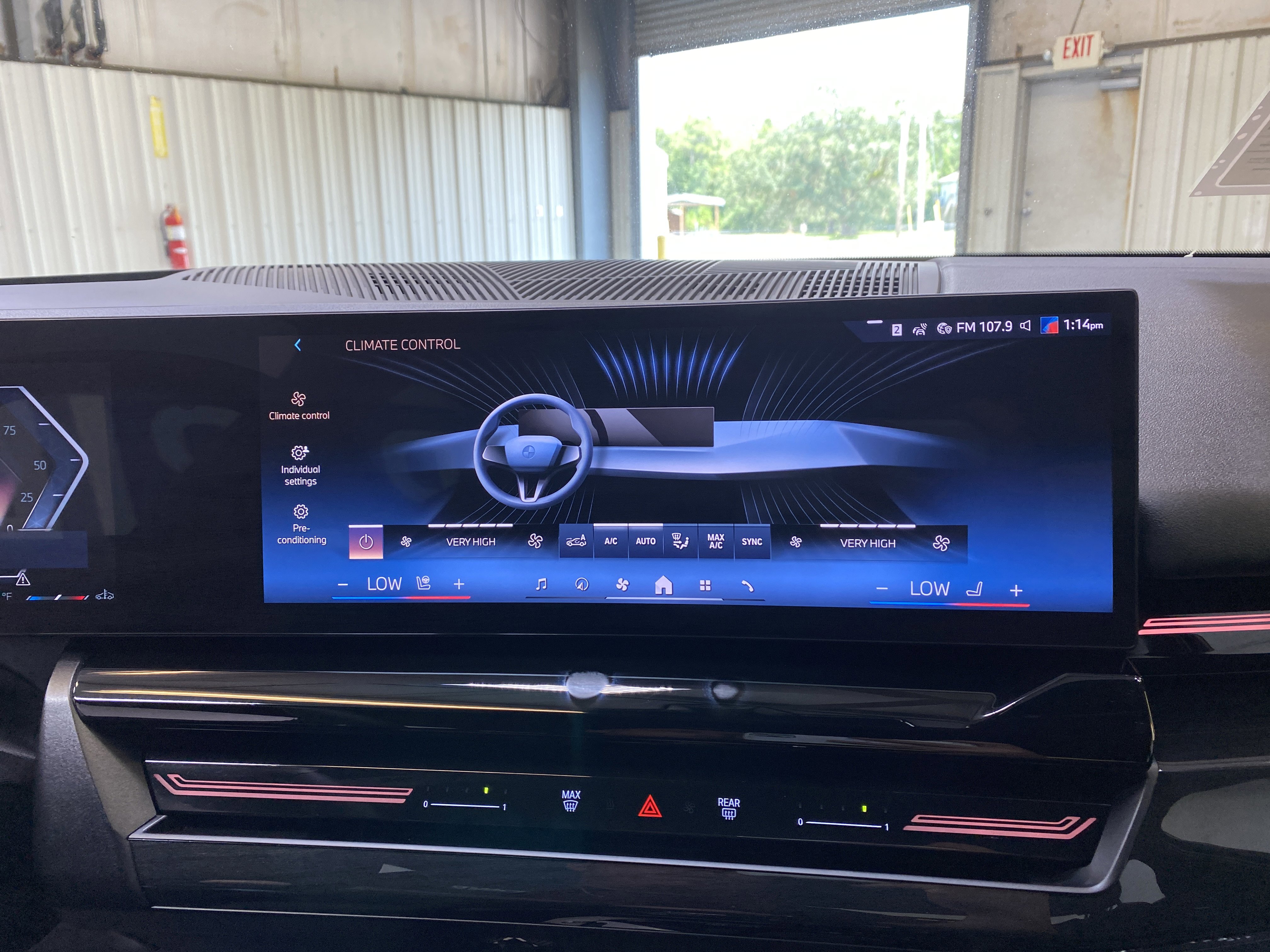 Used 2025 BMW 530i image 42
