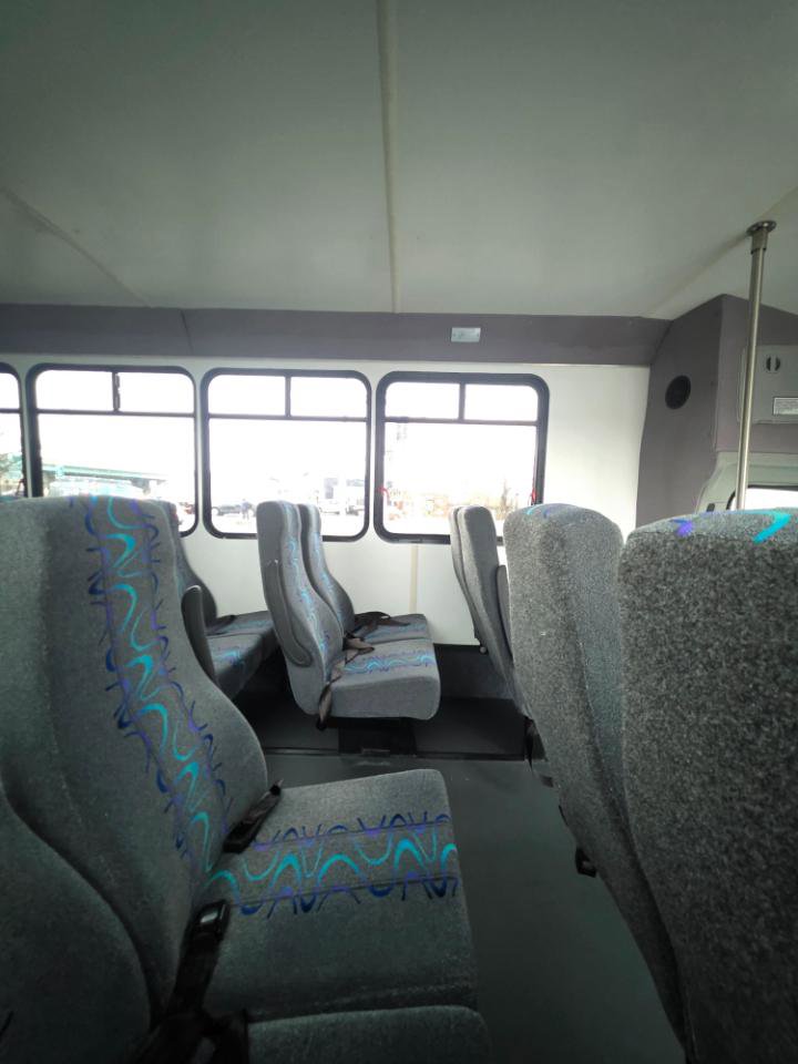 Used 2018 Ford E-450 and Econoline 450 Super Duty w/ Shuttle Bus Prep Package RWD image 15