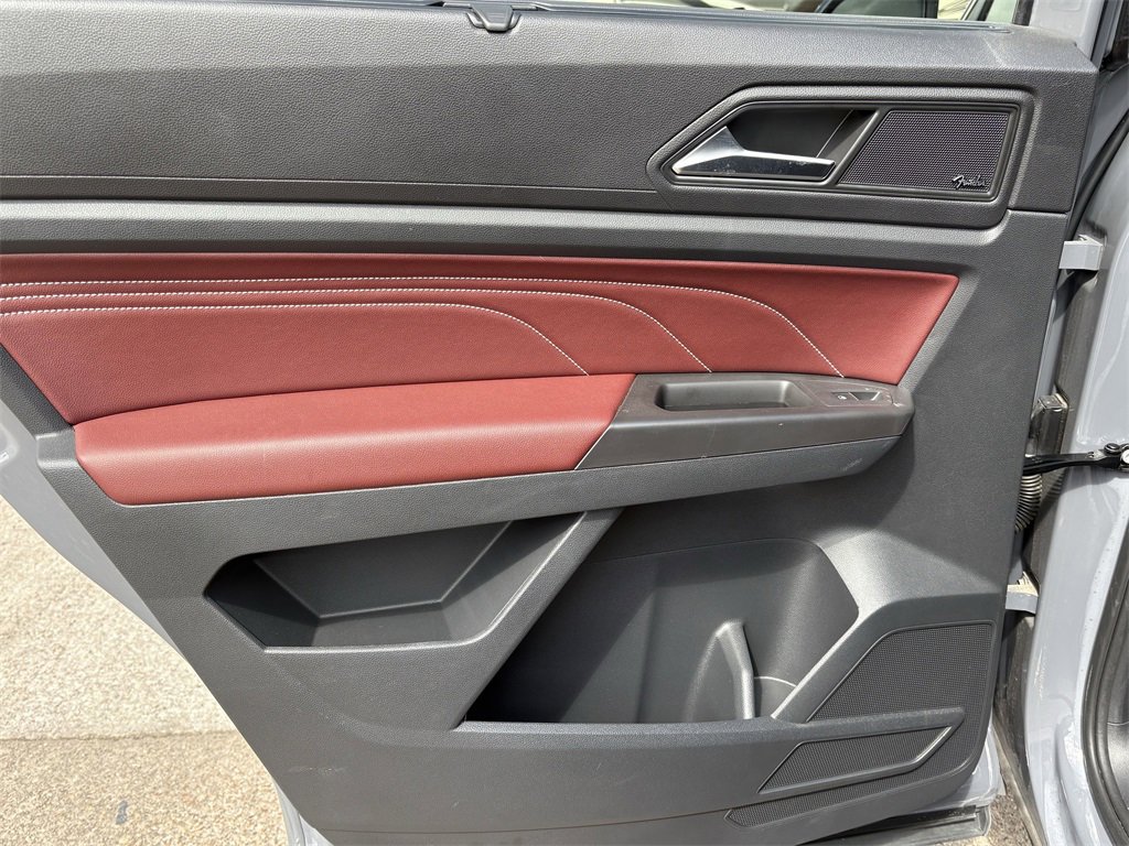 Certified 2022 Volkswagen Atlas Cross Sport SEL Premium R-Line w/ Cross Sport MDO Package image 24