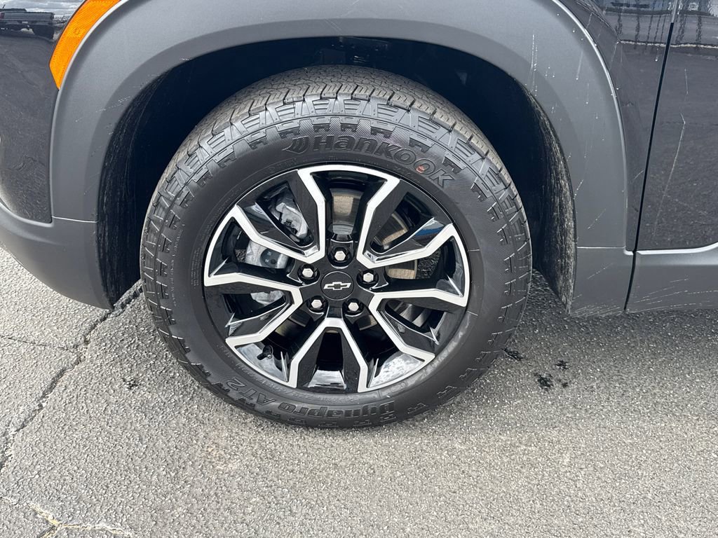 New 2026 Chevrolet TrailBlazer ACTIV w/ Convenience Package AWD/4WD image 12
