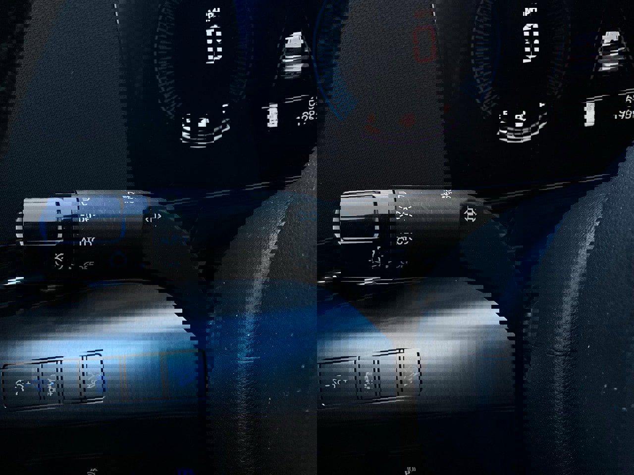 Used 2025 Hyundai Kona SEL image 36