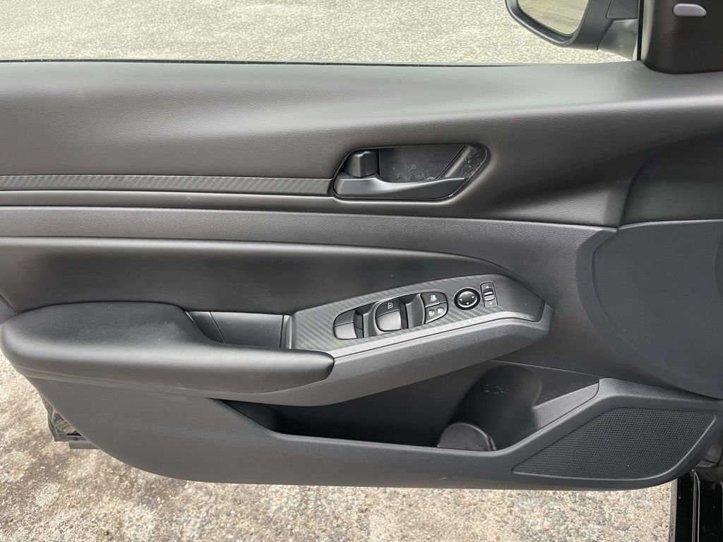 Certified 2025 Nissan Altima 2.5 S image 16