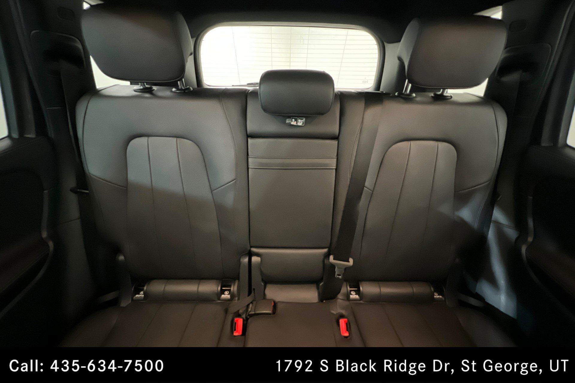 Certified 2022 Mercedes-Benz GLB 250 4MATIC w/ Premium Package Lite image 25