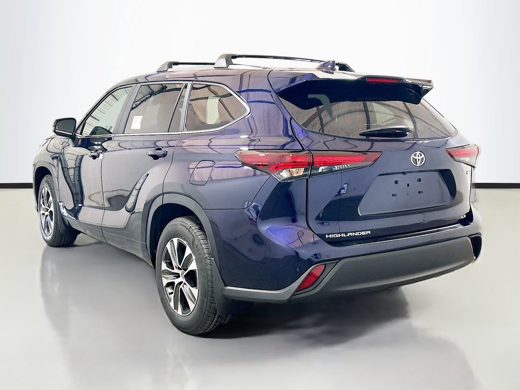 New 2026 Toyota Highlander XLE image 6