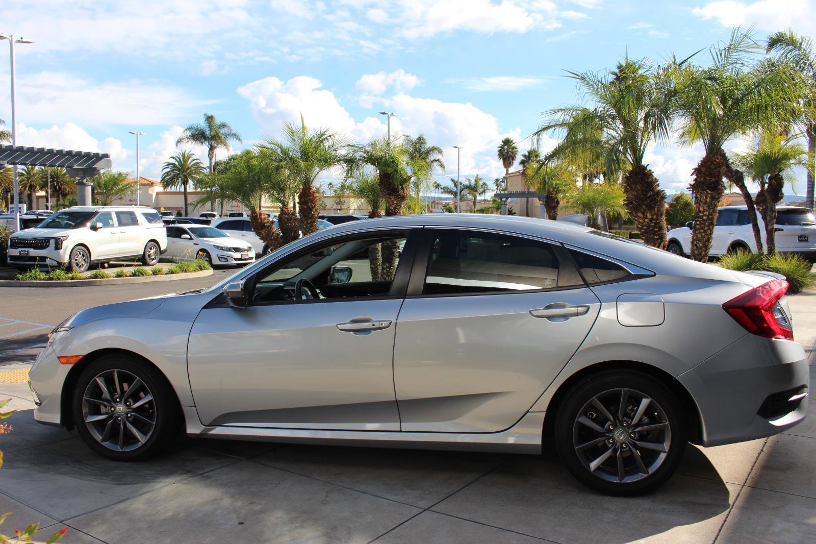 Used 2021 Honda Civic EX-L image 6