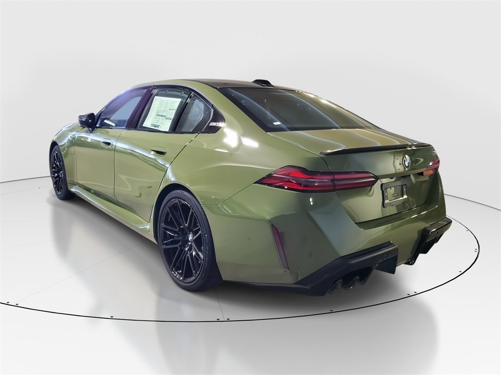 New 2026 BMW M5 w/ Carbon Package image 4