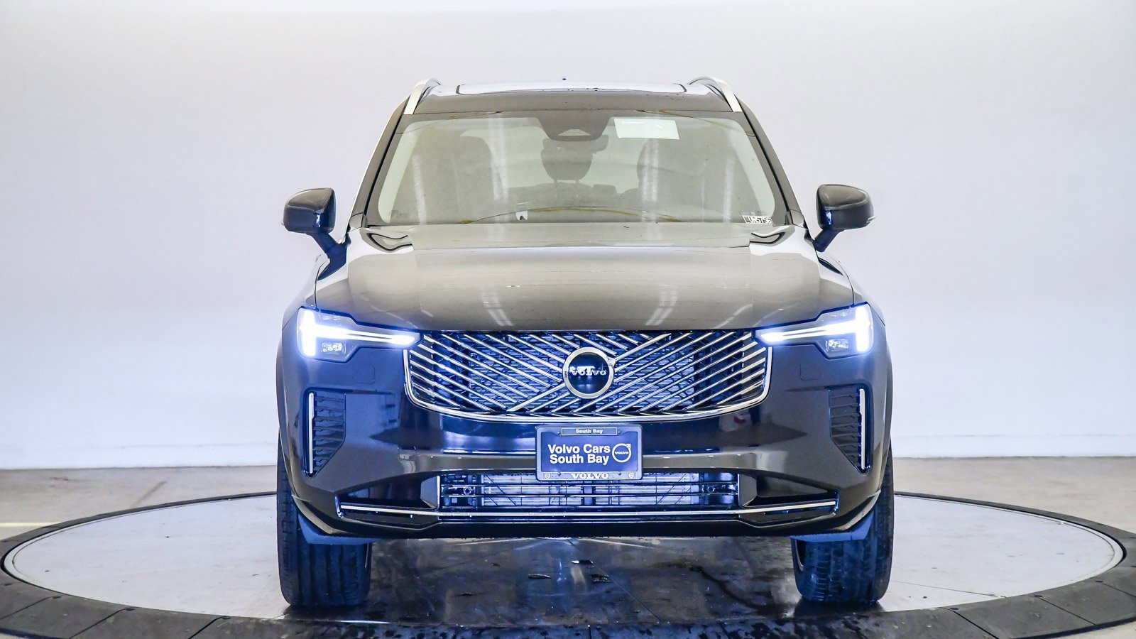 New 2026 Volvo XC90 B5 Core image 7