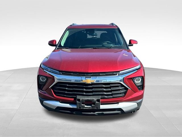 Certified 2024 Chevrolet TrailBlazer LT w/ LT Cold Weather Package AWD/4WD image 2