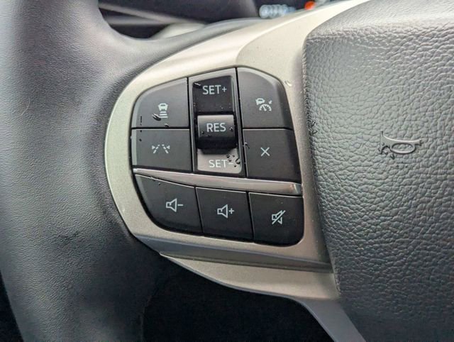 Used 2025 Ford Explorer Active image 26