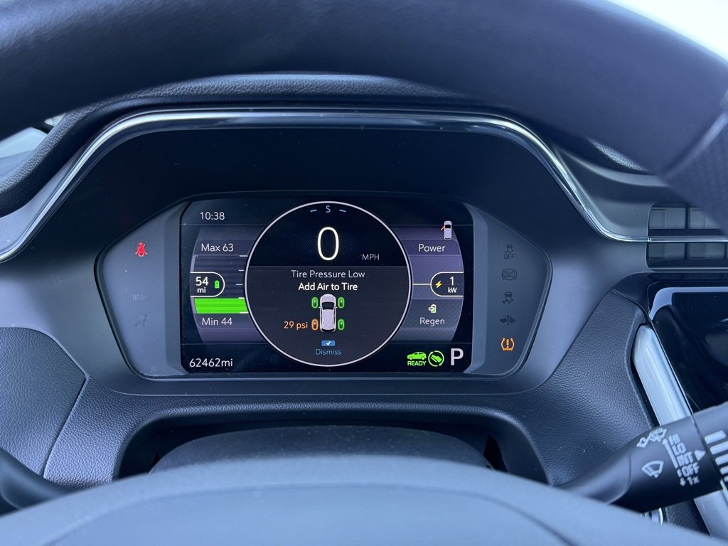 Used 2023 Chevrolet Bolt EUV LT image 20