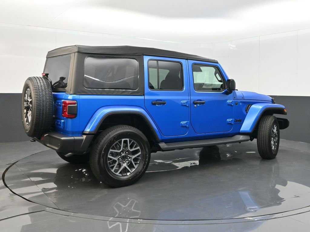 New 2025 Jeep Wrangler Unlimited Sahara AWD/4WD image 7